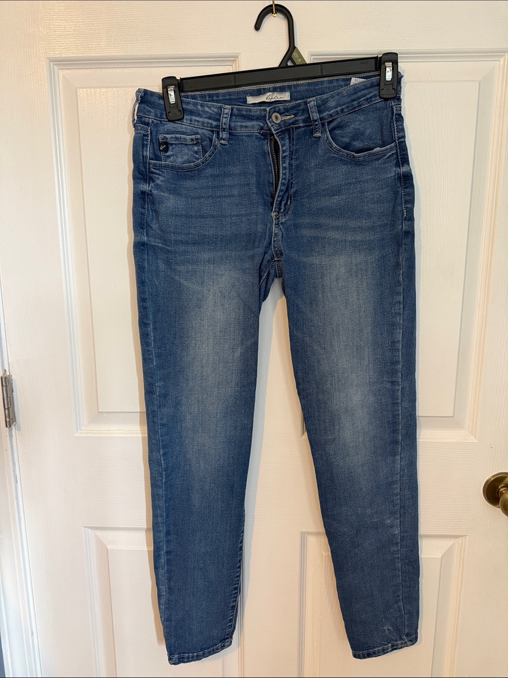 KanCan Skinny Jeans in Faded Blue Wash